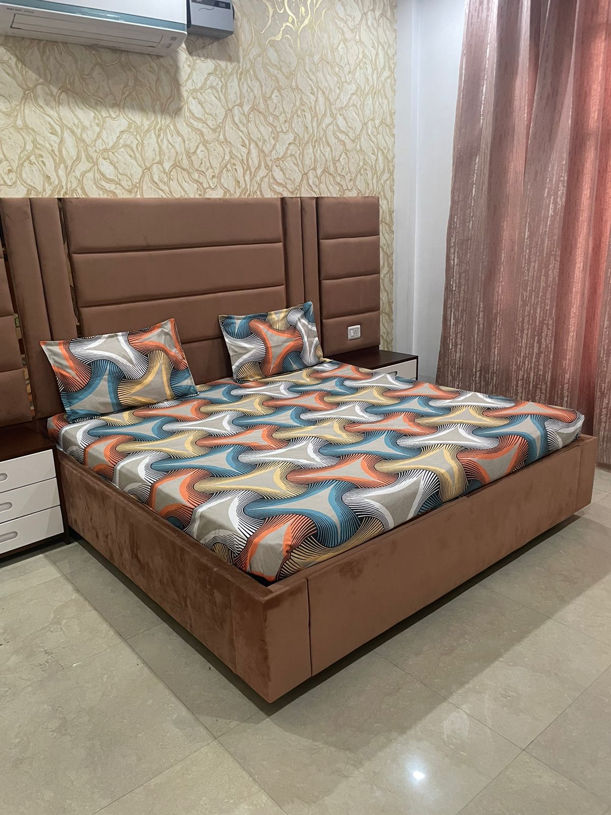 Multicolor Beautiful Pattern Premium Bedsheet 